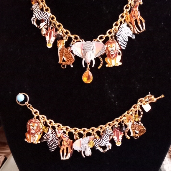 LATR2GO IN THE JUNGLE BRACELET - Picture 11 of 12